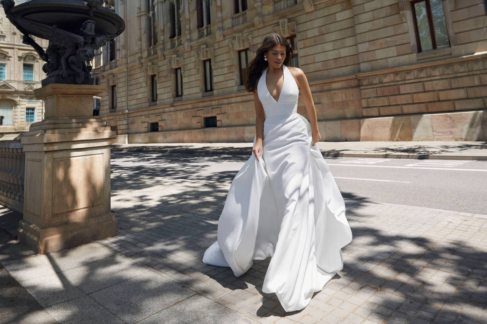 Nouvelle collection Jésus Peiro 2027 robes de mariée minimalistes disponibles chez Igilles