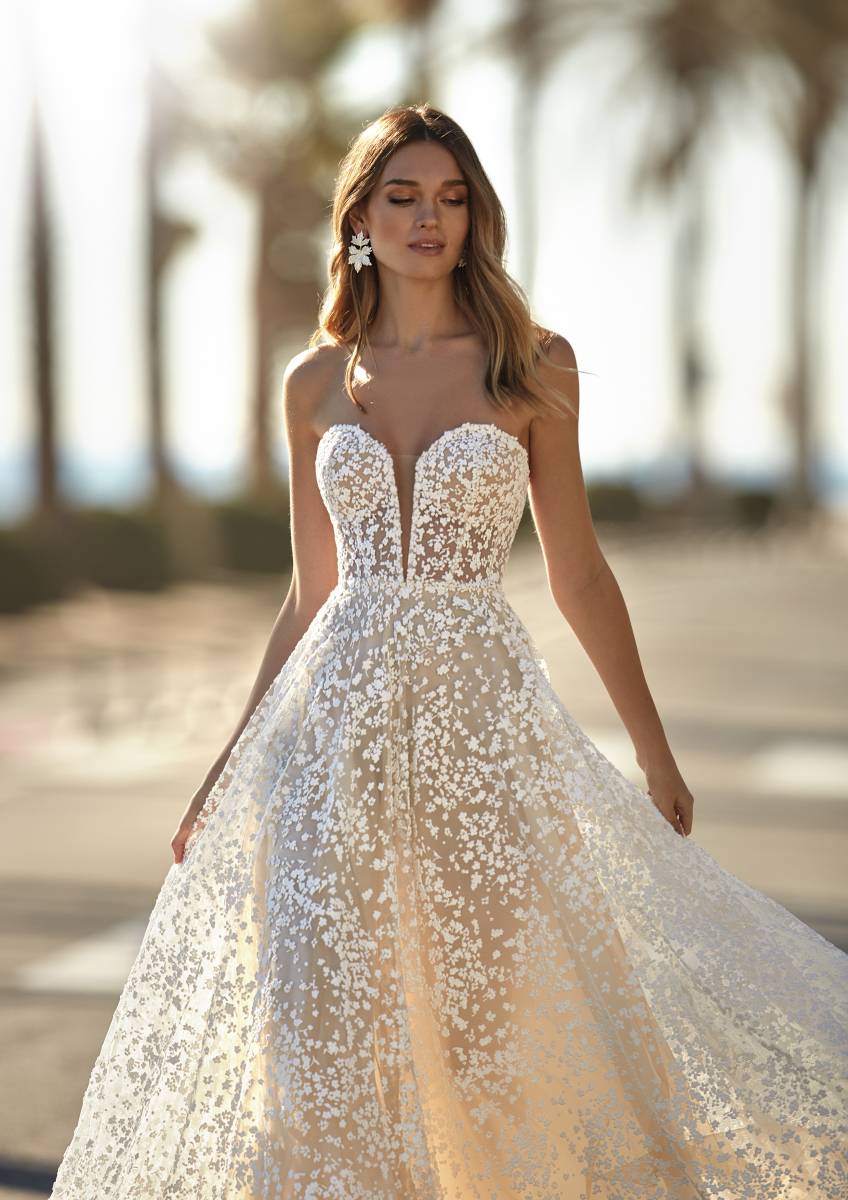 robe de mariée bustier forme coeur Aubagne