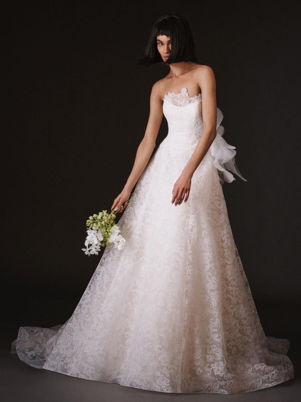 Robe de mariée Vera Wang modèle Vreya : l’icône de la robe de mariée d’exception à découvrir dans notre showroom à Aix en Provence
